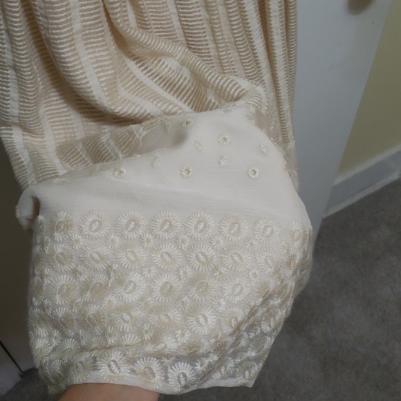 Beige dress - Picture 7 of 7